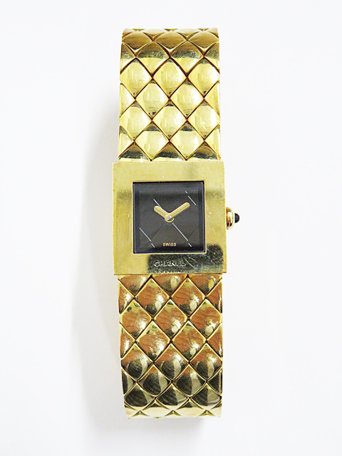 金無垢の時計、シャネル、マトラッセの高価買取いたしました。