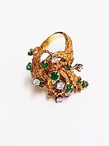 【事例】緑色の石付き１４金製リングを買取